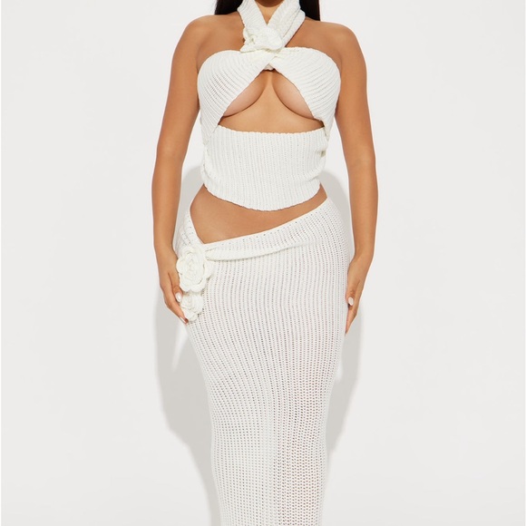 FashionNova 2 piece floral set - Picture 3 of 6